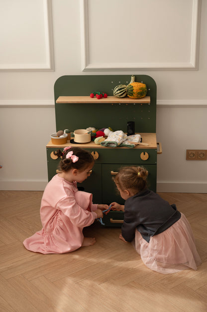 Drewniana kuchnia & warsztat 3w1