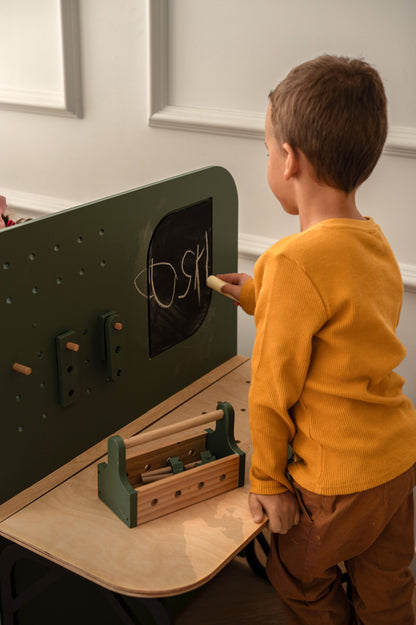 Drewniana kuchnia & warsztat 3w1